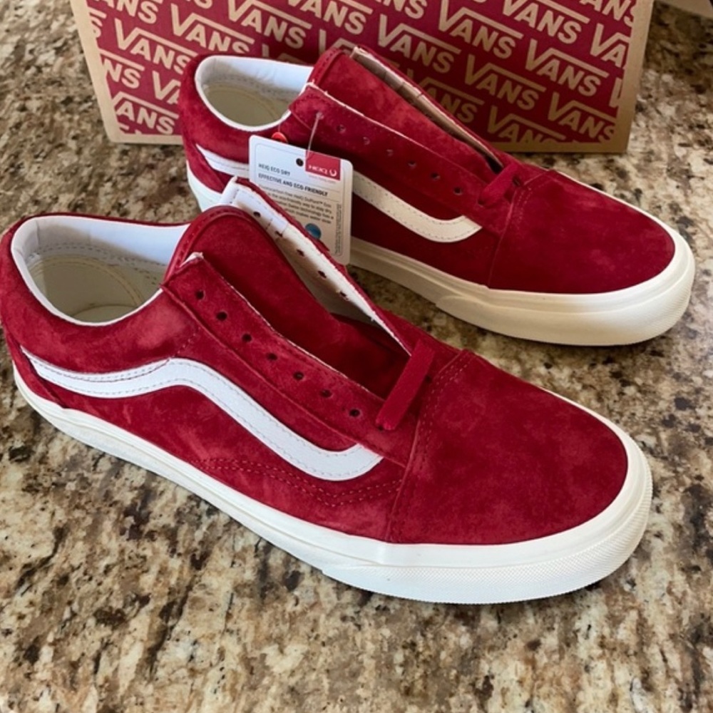 Red Pig Suede Chili Pepper Vans